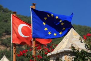 Знамена Турсия и ЕС