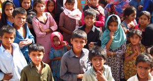 Пакистански деца