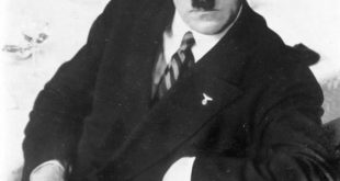 Адолф Хитлер, Източник:  Wikipedia